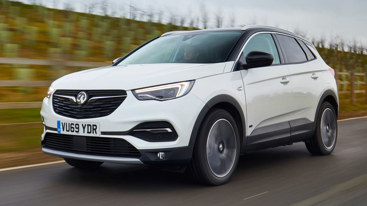 Vauxhall self deals charging hybrid cars